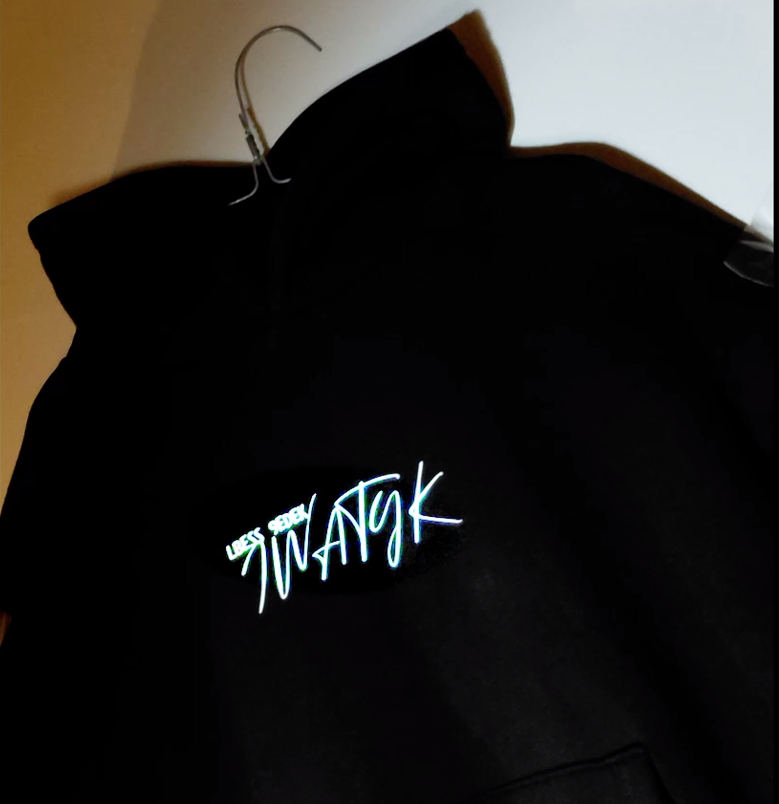 حزمة: هودي iwatyk + دورة اللغة الإنجليزية المصغرة Accès fabor l ومجتمعنا.